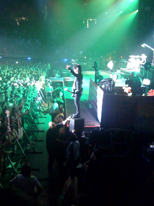photo(2) photo(2)